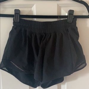 lululemon hotty hot shorts